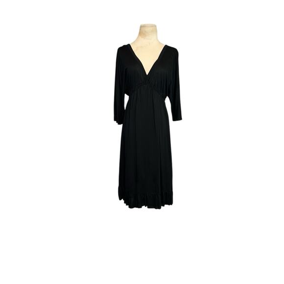 Velvet by Graham & Spencer Black V-Neck Knee Length Dress size Medium - Picture 12 of 16